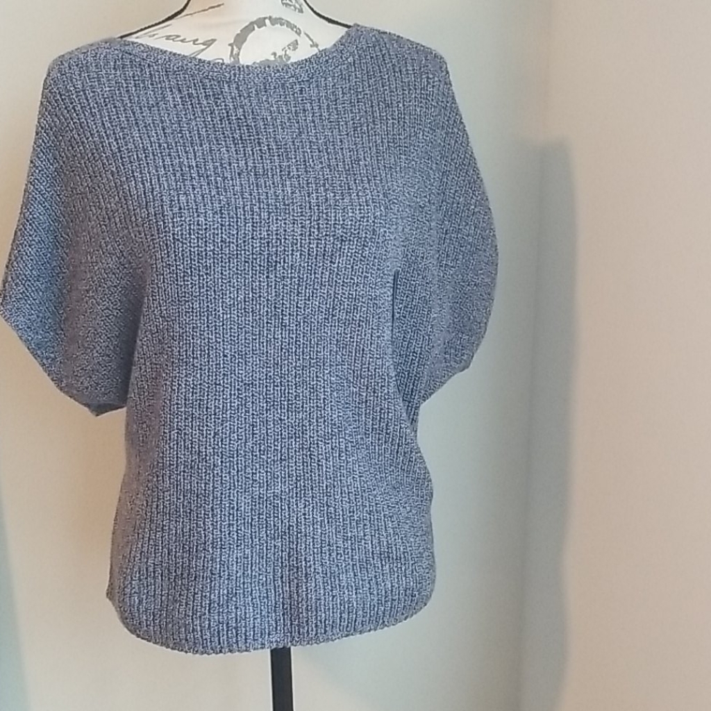 New!! Gap Sweater